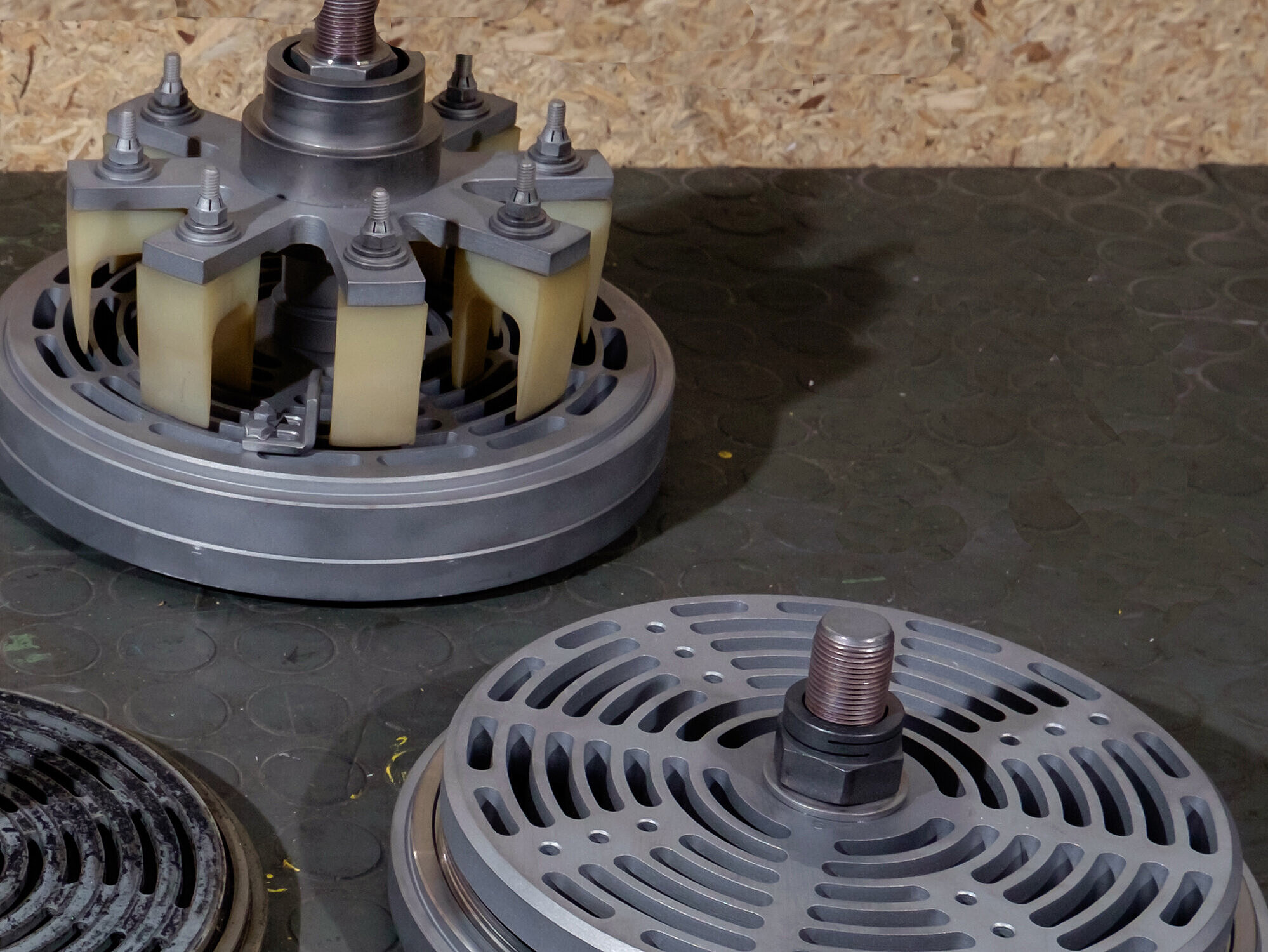 Reconditioning, repair, optimization and modification of valves